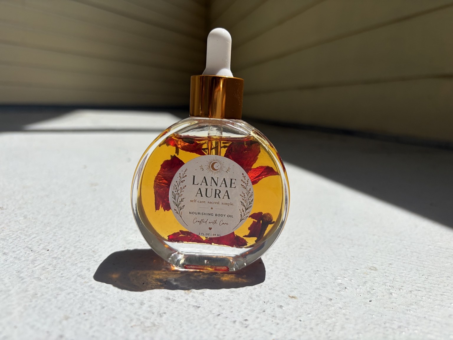 Aura Bloom 2 oz body oil by Lanae Aura Co.
